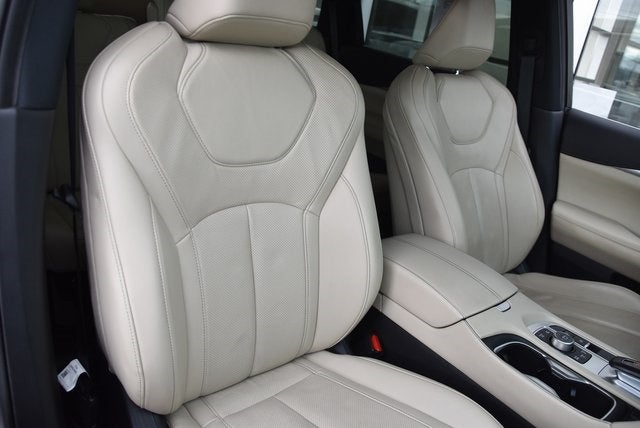 2023 INFINITI QX60 LUXE FWD