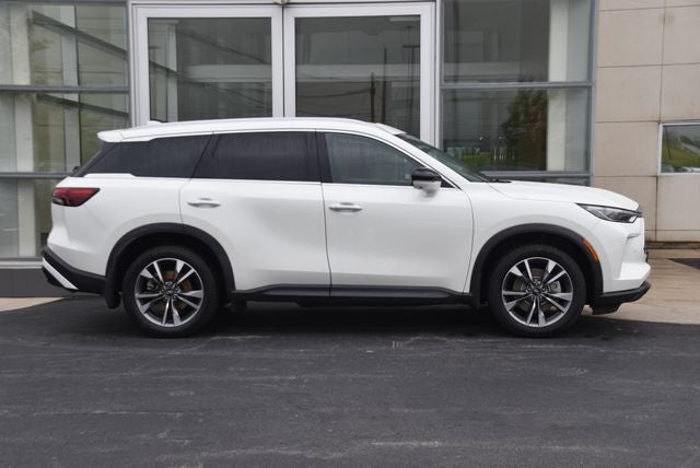 2023 INFINITI QX60 LUXE AWD