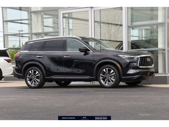 2023 INFINITI QX60 LUXE AWD