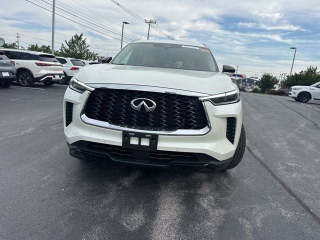 2023 INFINITI QX60 LUXE AWD