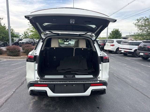 2023 INFINITI QX60 LUXE AWD