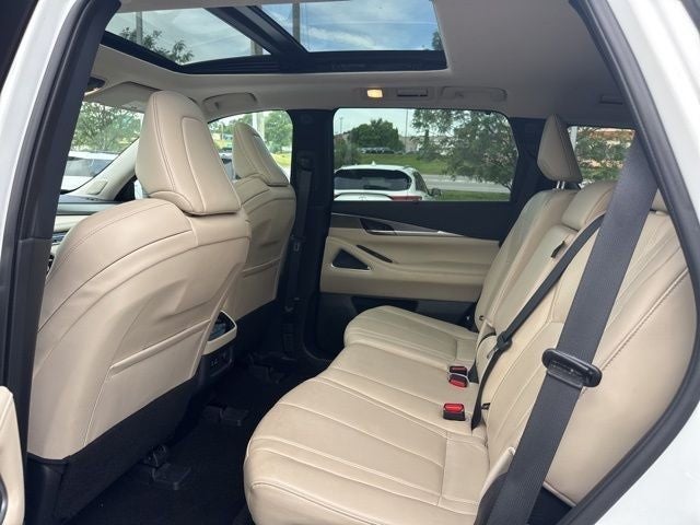 2023 INFINITI QX60 LUXE AWD