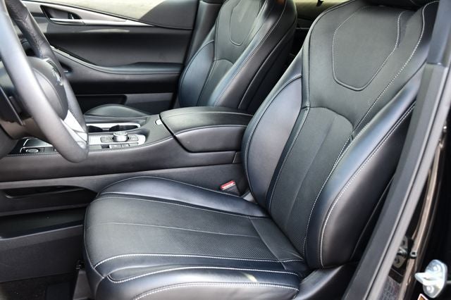 2023 INFINITI QX60 LUXE AWD