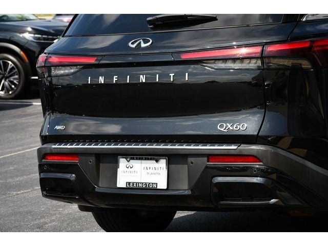 2023 INFINITI QX60 LUXE AWD