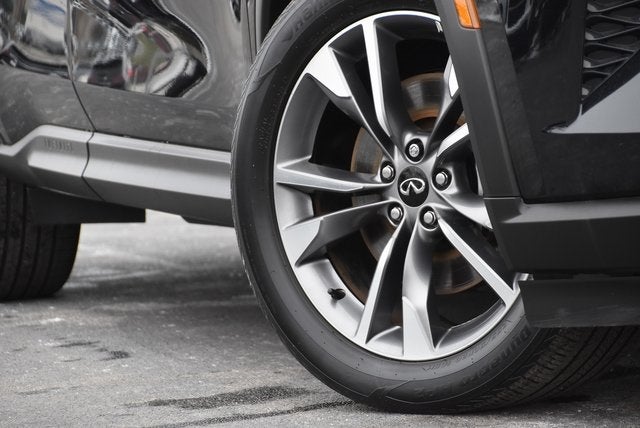 2023 INFINITI QX60 LUXE AWD