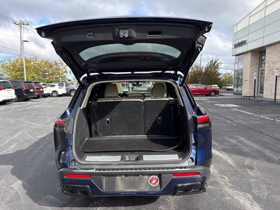2023 INFINITI QX60 LUXE AWD