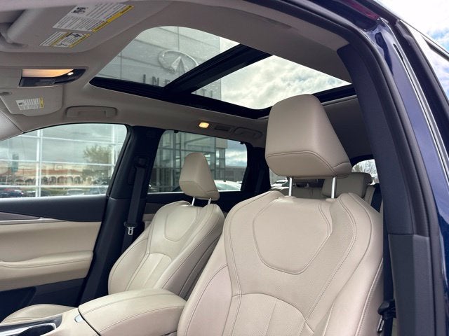2023 INFINITI QX60 LUXE AWD