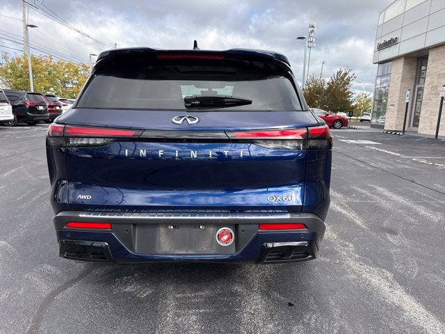 2023 INFINITI QX60 LUXE AWD