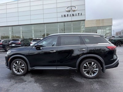 2023 INFINITI QX60 LUXE AWD