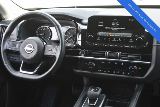 2023 Nissan Pathfinder SL