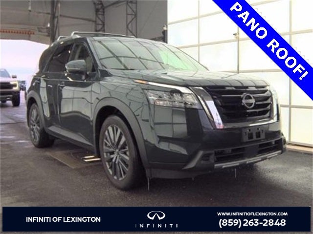 2023 Nissan Pathfinder SL