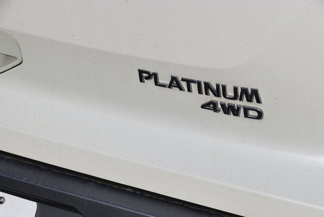 2023 Nissan Pathfinder Platinum