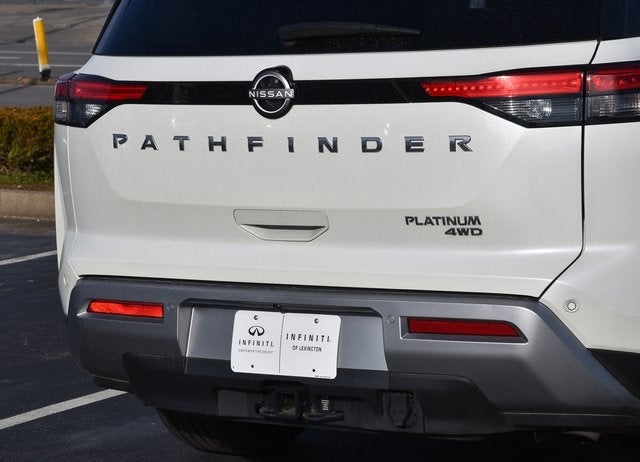 2023 Nissan Pathfinder Platinum