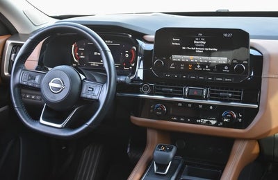 2023 Nissan Pathfinder Platinum