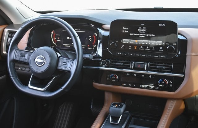 2023 Nissan Pathfinder Platinum