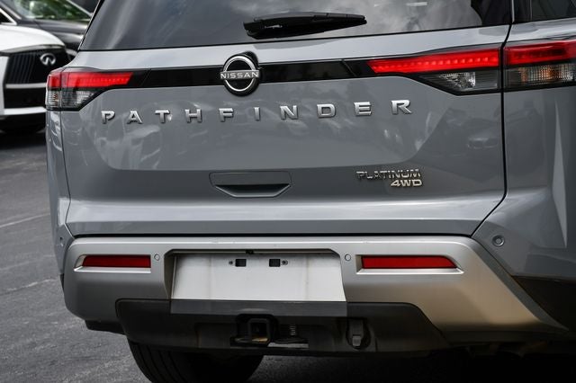 2025 Nissan Pathfinder Platinum