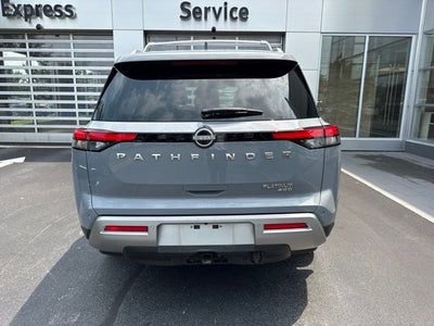 2025 Nissan Pathfinder Platinum