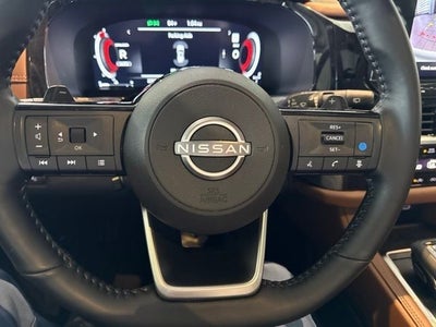 2025 Nissan Pathfinder Platinum