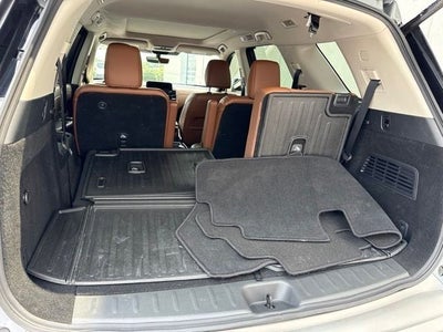 2025 Nissan Pathfinder Platinum