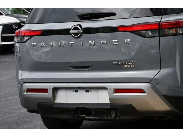 2025 Nissan Pathfinder Platinum