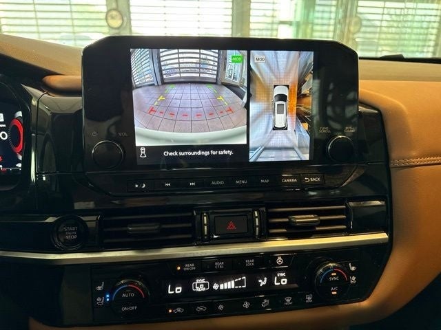 2025 Nissan Pathfinder Platinum