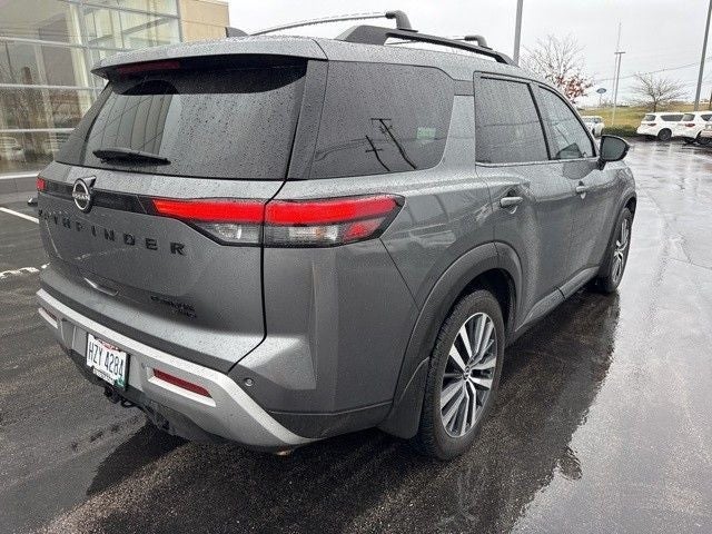 2022 Nissan Pathfinder Platinum