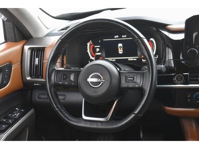 2022 Nissan Pathfinder Platinum