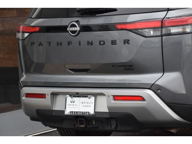 2022 Nissan Pathfinder Platinum
