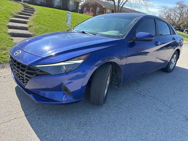 2022 Hyundai Elantra SE