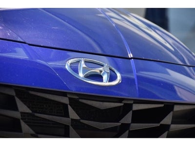 2022 Hyundai Elantra SE