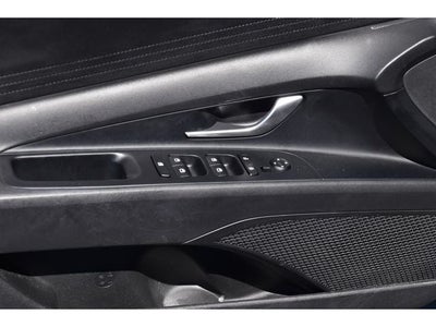 2022 Hyundai Elantra SE