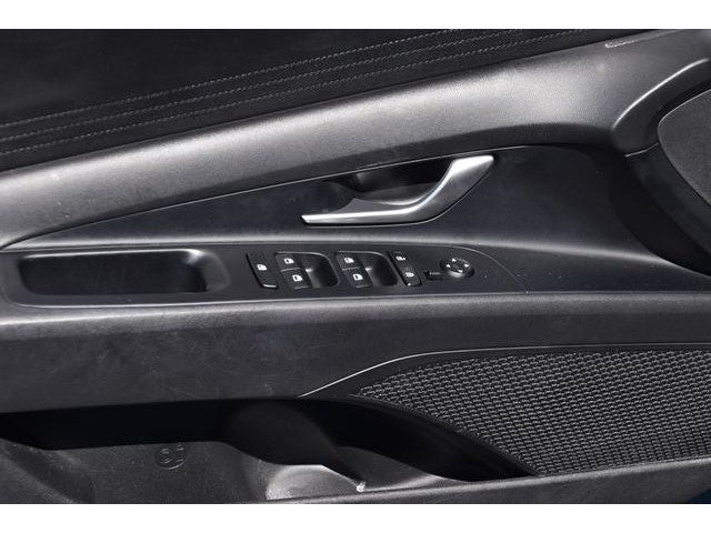 2022 Hyundai Elantra SE