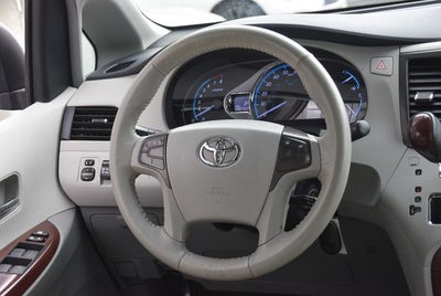 2013 Toyota Sienna XLE