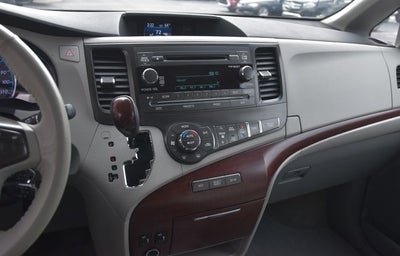 2013 Toyota Sienna XLE