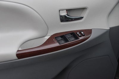 2013 Toyota Sienna XLE