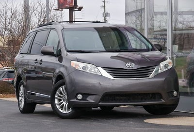 2013 Toyota Sienna XLE
