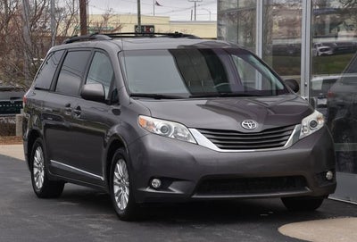 2013 Toyota Sienna XLE