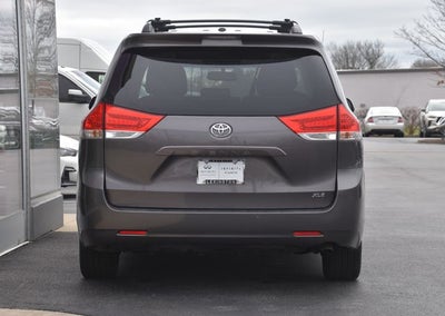 2013 Toyota Sienna XLE