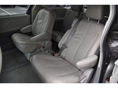 2013 Toyota Sienna XLE