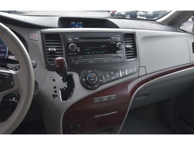 2013 Toyota Sienna XLE