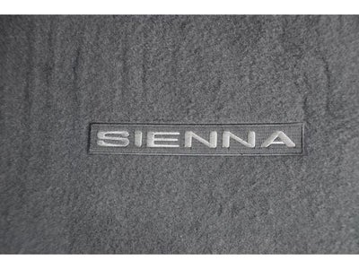 2013 Toyota Sienna XLE