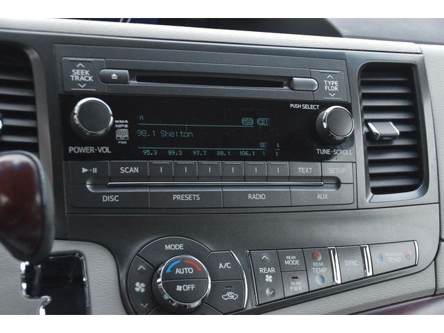 2013 Toyota Sienna XLE