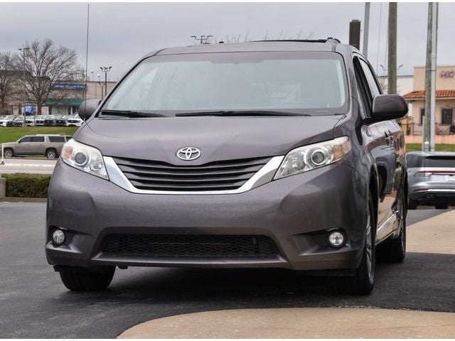 2013 Toyota Sienna XLE
