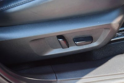 2023 Mitsubishi Outlander Base