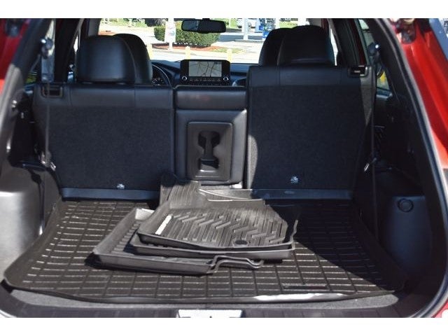 2023 Mitsubishi Outlander Base