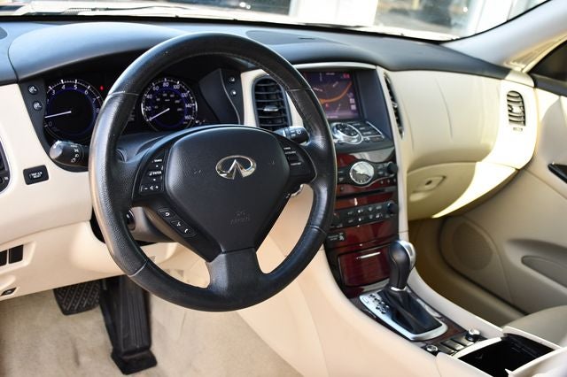 2017 INFINITI QX50 AWD