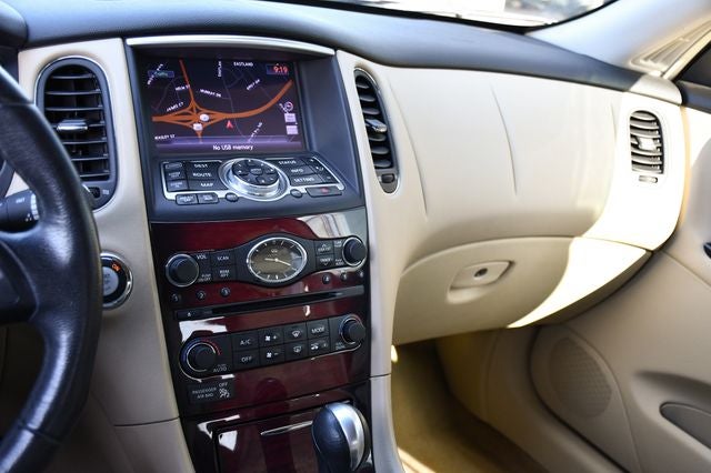 2017 INFINITI QX50 AWD