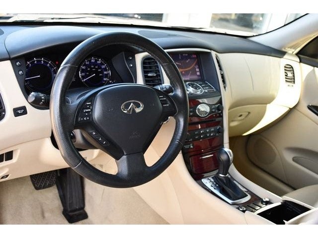 2017 INFINITI QX50 AWD