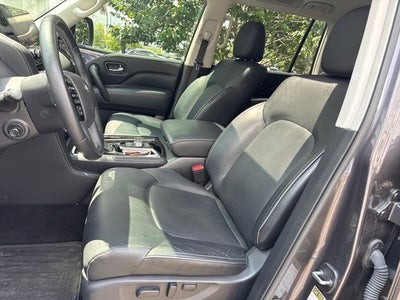 2023 INFINITI QX80 LUXE 4WD