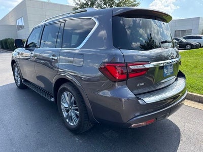 2023 INFINITI QX80 LUXE 4WD